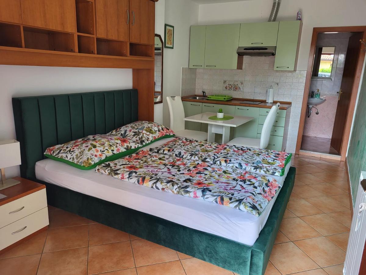 Apartmaji Tim Izola Dış mekan fotoğraf